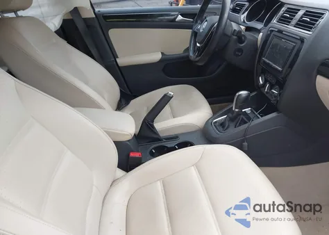 2016 Volkswagen Jetta 1.8T Sel/1.8T Sel Premium z USA, uszkodzony, nr VIN 3VWL07AJ2GM412308